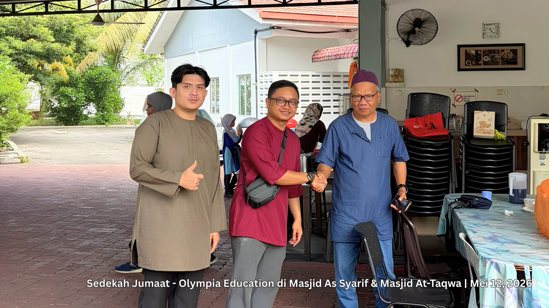 Sedekah Jumaat Olympia Edcaution Di Masjid Masjid Terdekat.